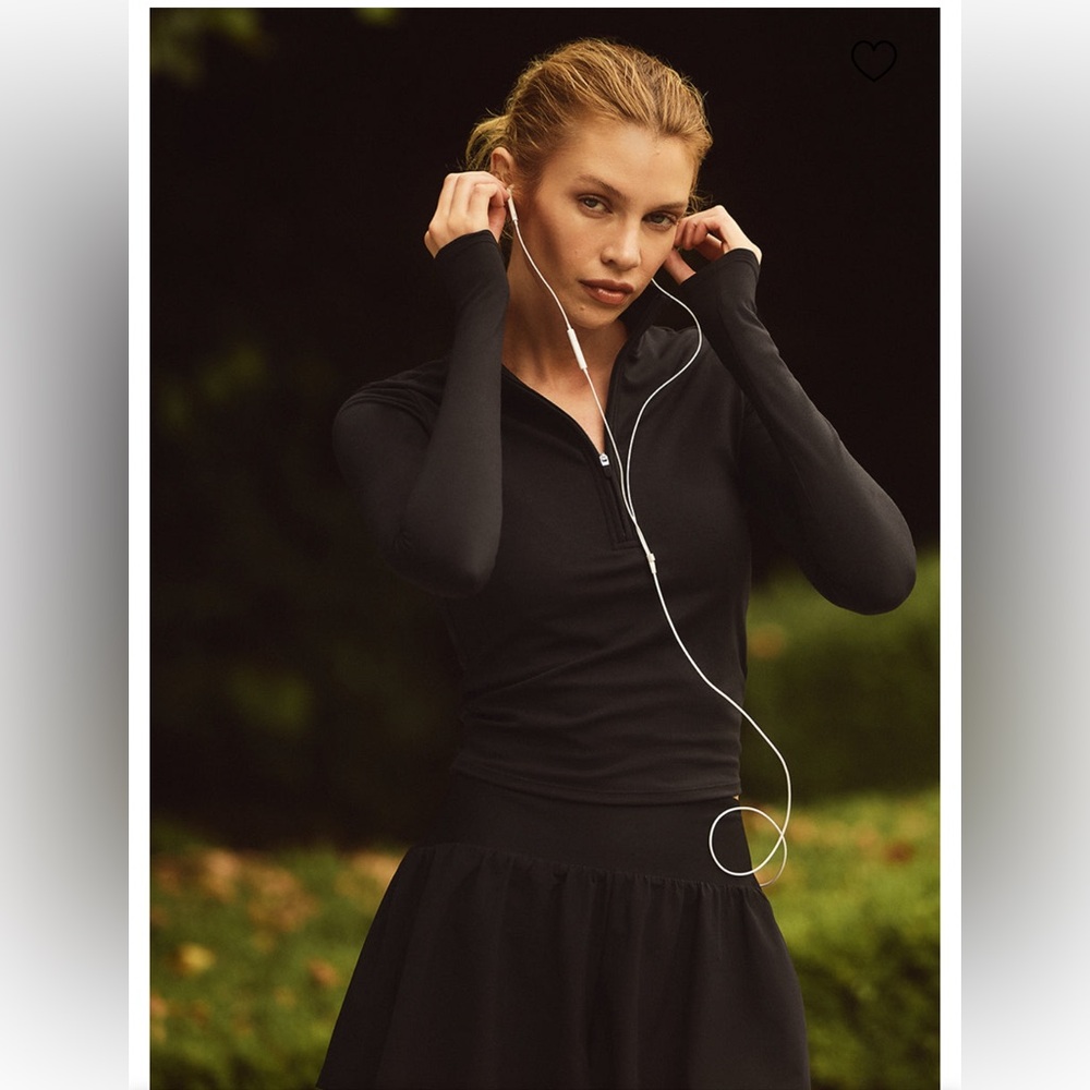 Alo Victory Running Shorts - Black